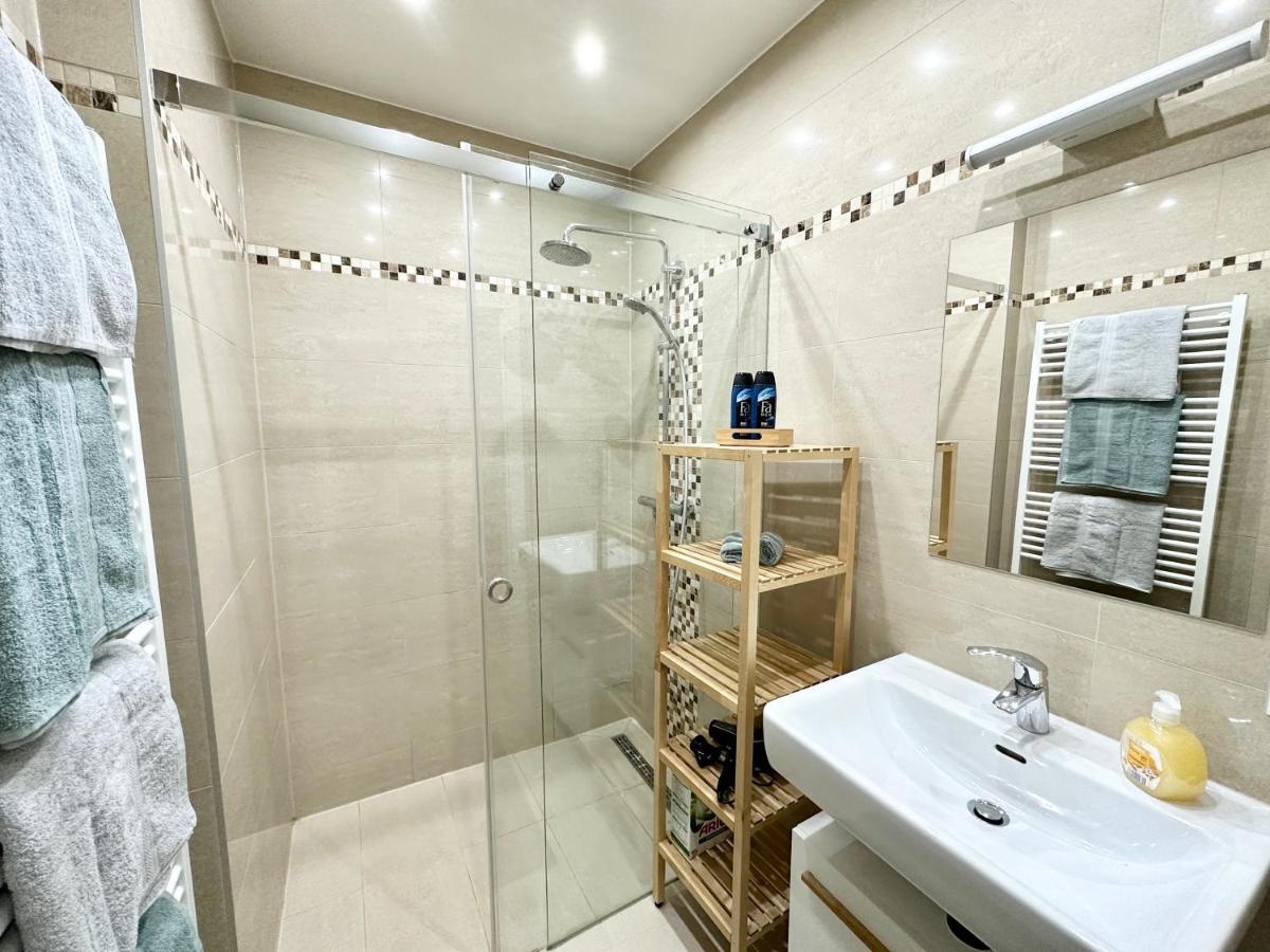 Book-A-Room Panda-Apartments เวียนนา ภายนอก รูปภาพ