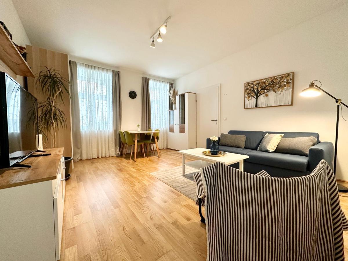 Book-A-Room Panda-Apartments เวียนนา ภายนอก รูปภาพ