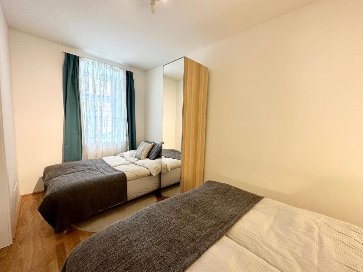 Book-A-Room Panda-Apartments เวียนนา ภายนอก รูปภาพ