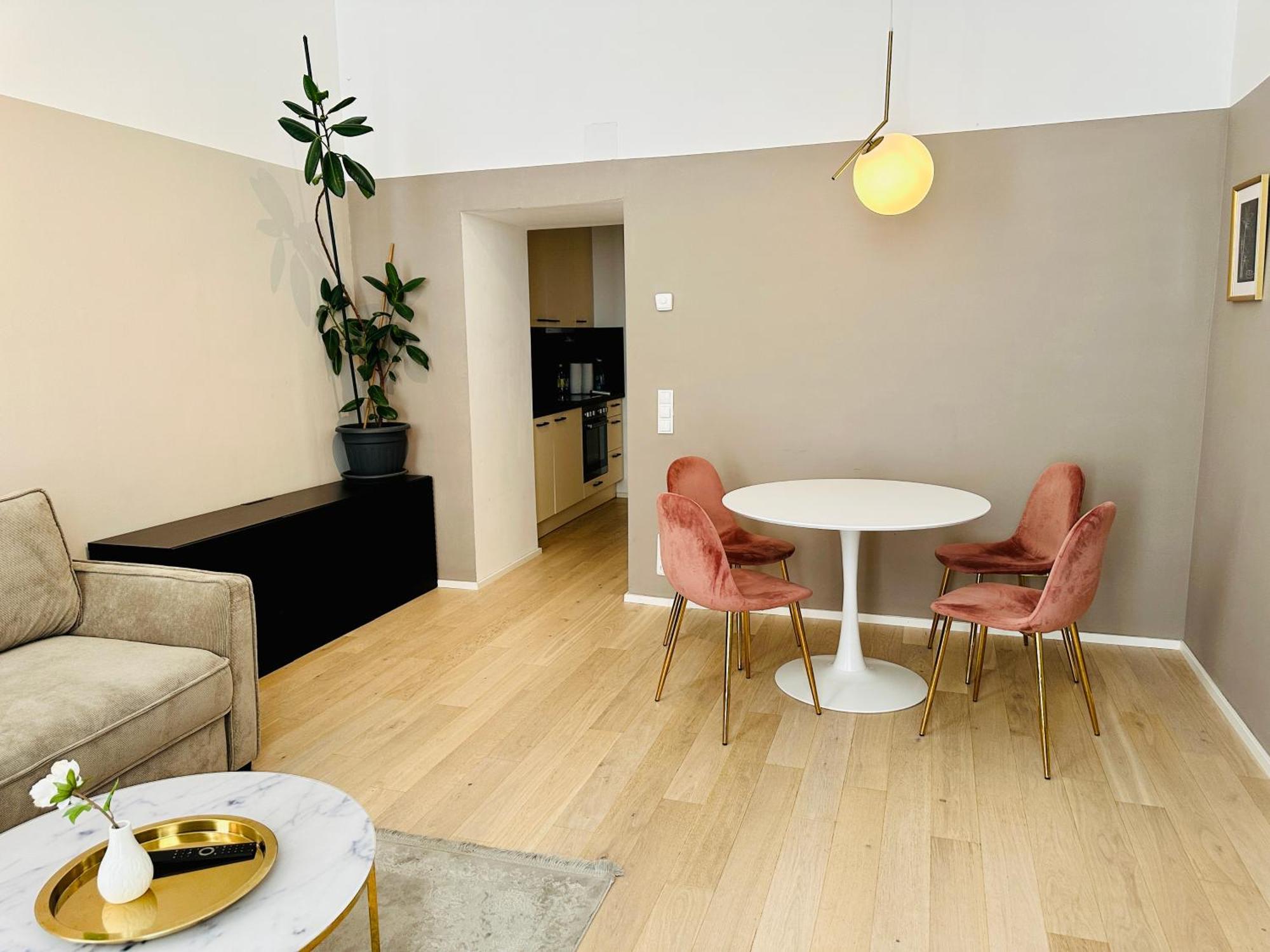 Book-A-Room Panda-Apartments เวียนนา ภายนอก รูปภาพ