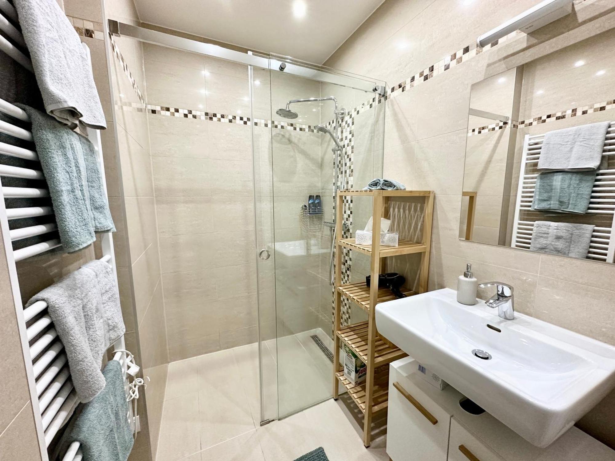 Book-A-Room Panda-Apartments เวียนนา ภายนอก รูปภาพ